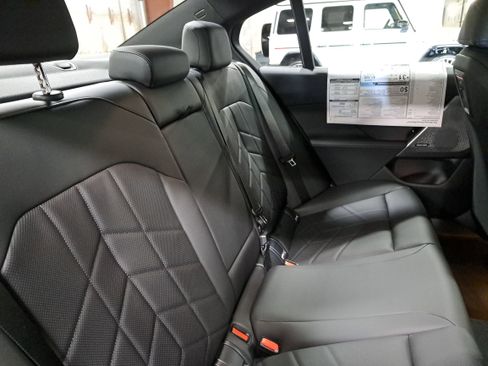 New 2026 BMW 530i w/ Premium Package image 12