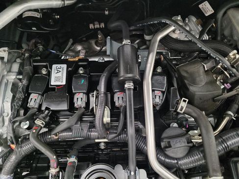 Used 2024 Nissan Sentra SV FWD image 30