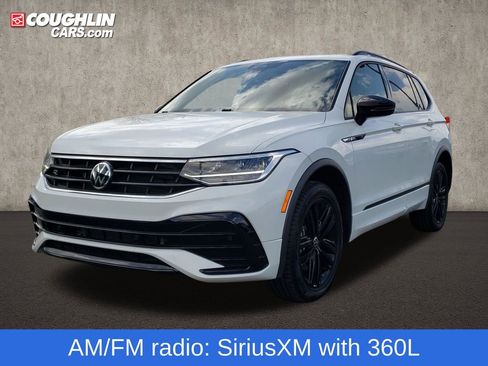 Used 2022 Volkswagen Tiguan SE R-Line AWD/4WD image 4