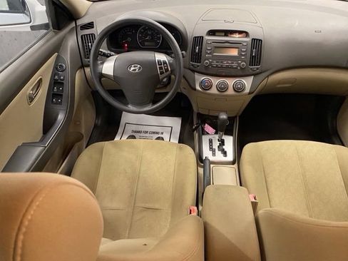 Used 2010 Hyundai Elantra GLS FWD image 2