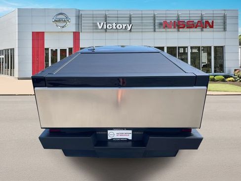 Used 2024 Tesla Cybertruck AWD Crew Cab image 4