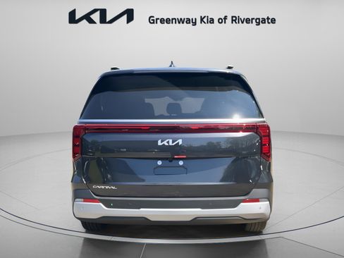 New 2026 Kia Carnival EX FWD image 6