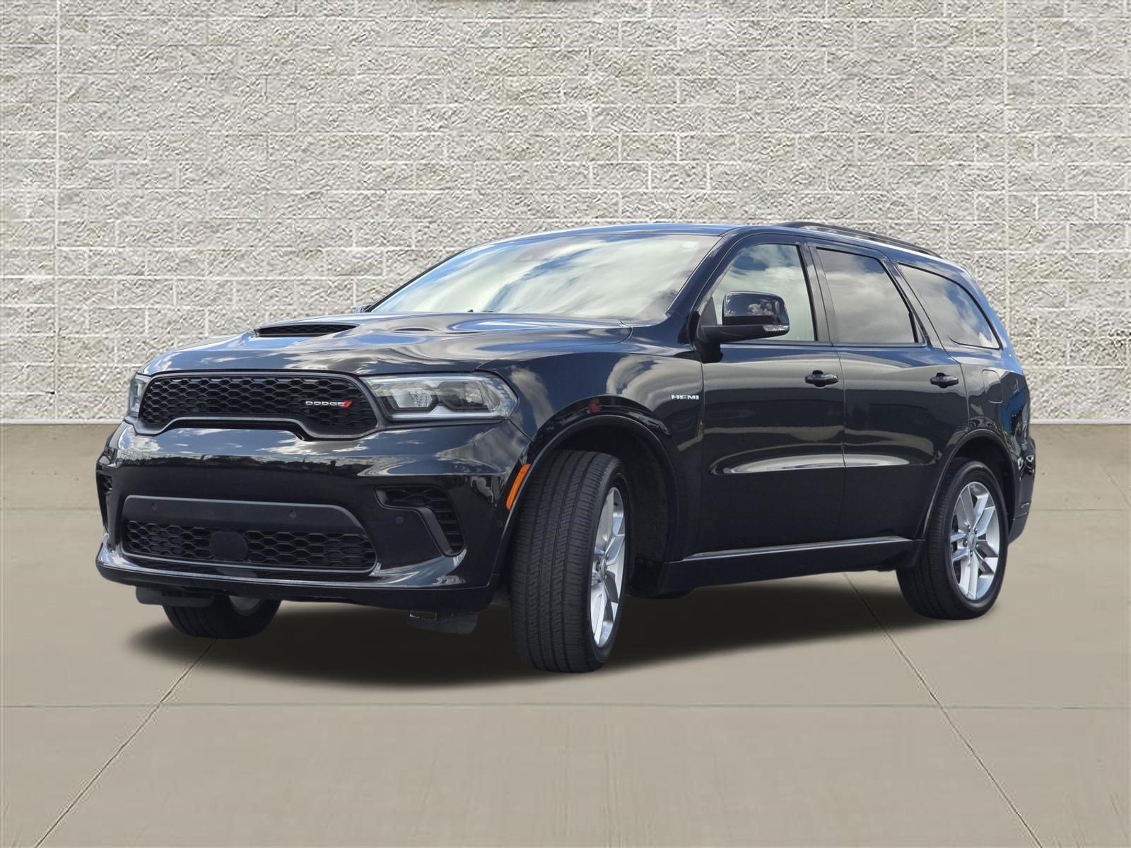 Used 2025 Dodge Durango R/T AWD/4WD image 3