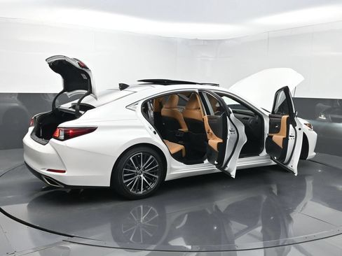 Used 2023 Lexus ES 350 w/ Premium Package FWD image 41