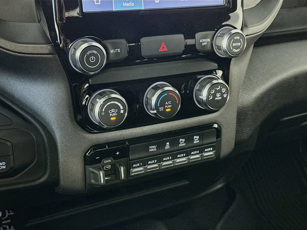 New 2027 RAM 2500 Tradesman AWD/4WD image 15