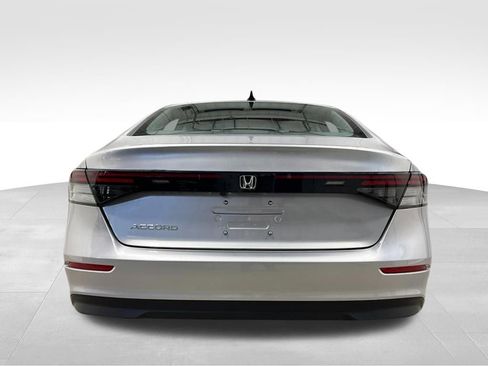 New 2026 Honda Accord SE image 4