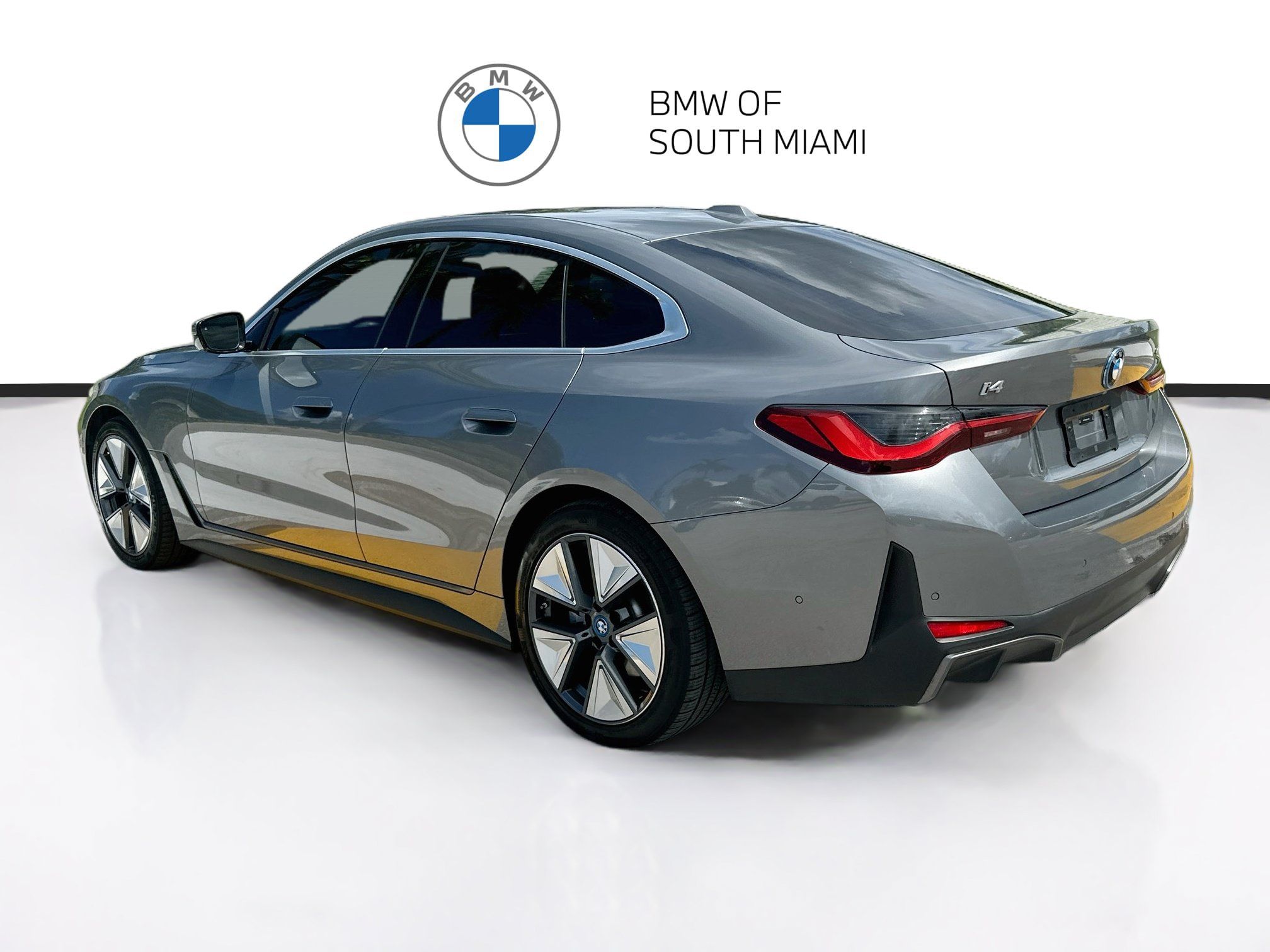 Certified 2023 BMW i4 eDrive40 RWD image 5