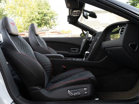 Used 2018 Bentley Continental GT Supersports AWD/4WD image 81