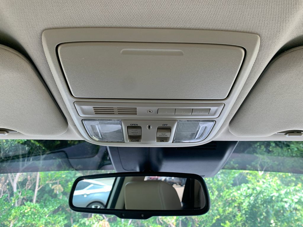 Used 2019 Honda CR-V Touring image 19