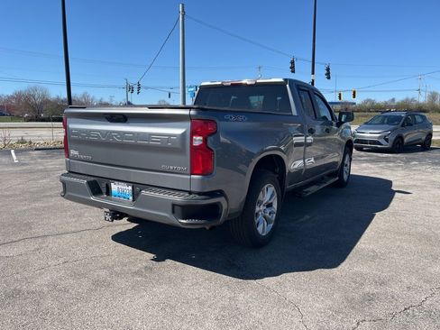 Used 2022 Chevrolet Silverado 1500 Custom w/ Safety Confidence Package image 3