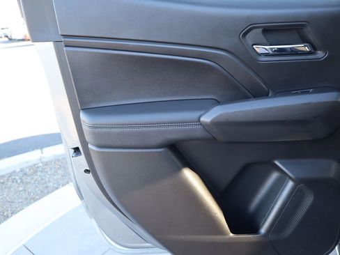 Used 2023 Chevrolet Colorado LT w/ LT Convenience Package image 25