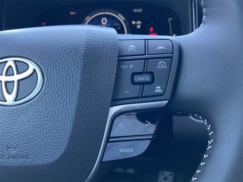 New 2026 Toyota Camry Hybrid image 15