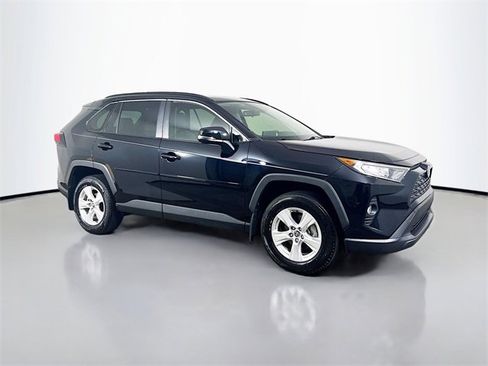 Used 2020 Toyota RAV4 XLE image 26
