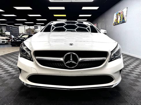 Used 2019 Mercedes-Benz CLA 250 image 4