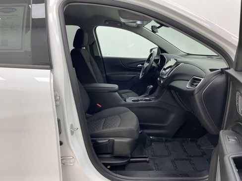 Used 2019 Chevrolet Equinox LT image 15