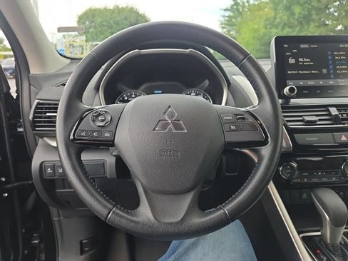 Used 2023 Mitsubishi Eclipse Cross AWD image 13