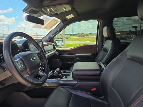 Used 2023 Ford F150 Lariat AWD/4WD image 9