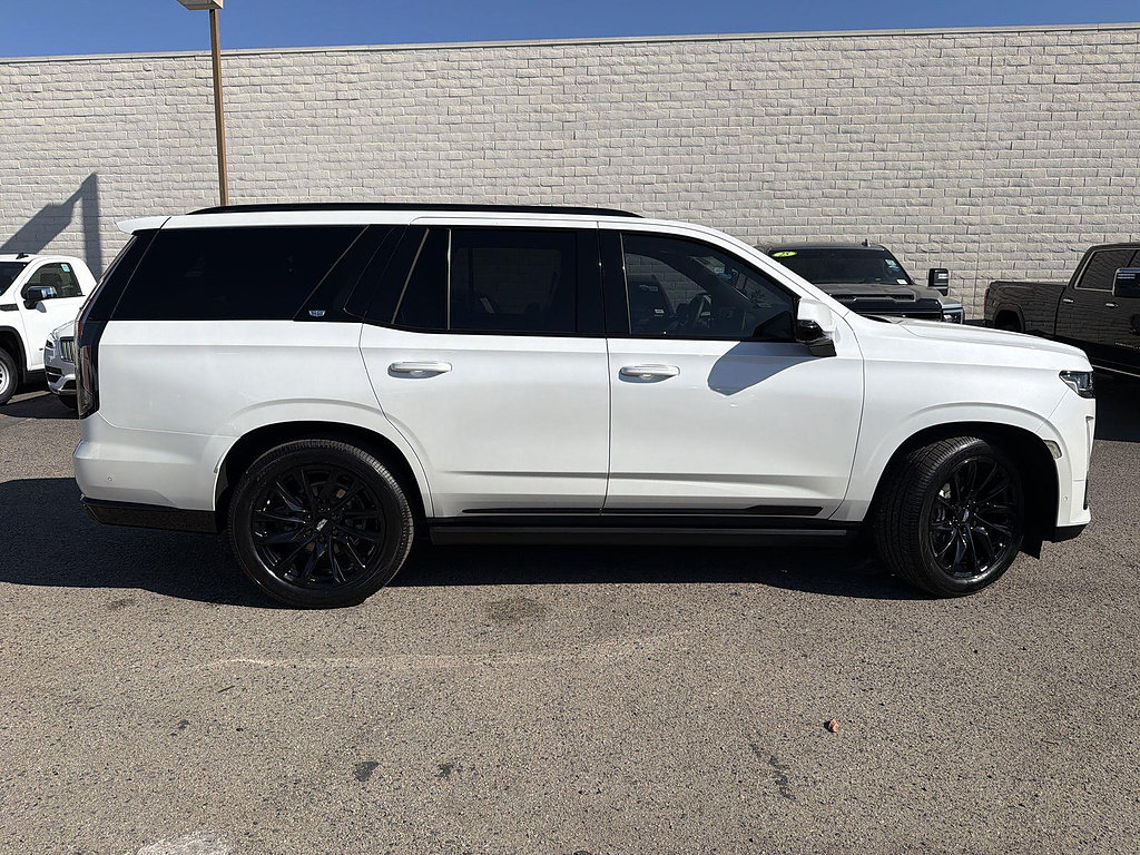 Used 2024 Cadillac Escalade Sport w/ LPO, ONYX Package AWD/4WD image 4