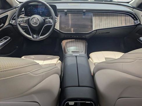 Used 2026 Mercedes-Benz E 350 4MATIC Sedan image 16
