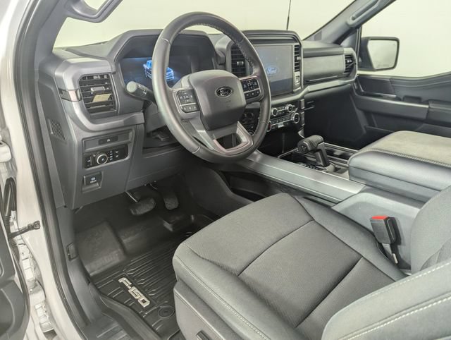 Used 2025 Ford F150 XLT w/ Equipment Group 301A Standard AWD/4WD image 16