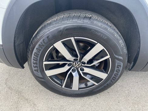 Used 2022 Volkswagen Atlas SE FWD image 8