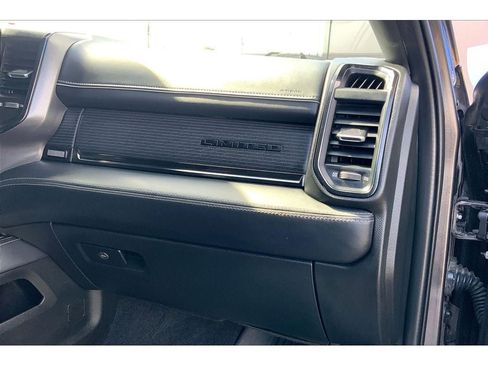 Used 2024 RAM 2500 Limited AWD/4WD image 18