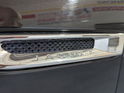 Used 2019 Jaguar XF Prestige image 51