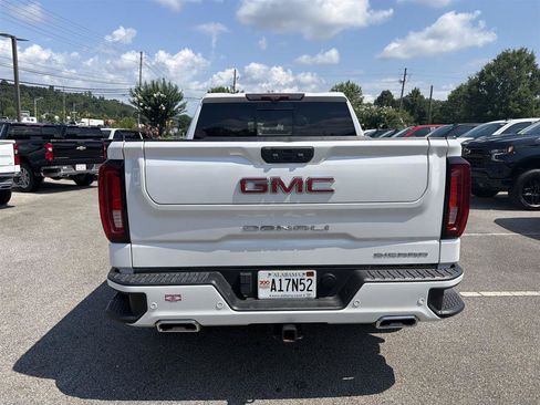 Used 2023 GMC Sierra 1500 Denali w/ Denali Reserve Package AWD/4WD image 4