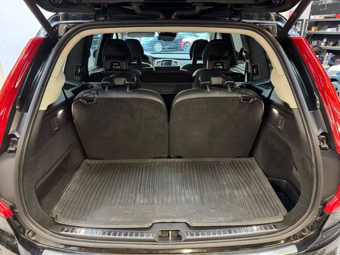 Used 2016 Volvo XC90 T6 Momentum w/ Momentum Plus Package image 25