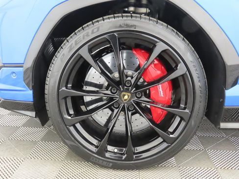 Used 2023 Lamborghini Urus S image 29