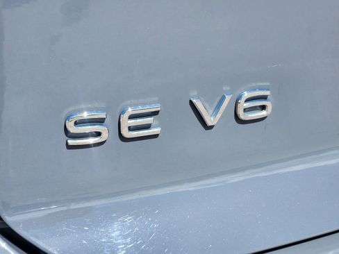 Used 2021 Volkswagen Atlas Cross Sport SE image 14