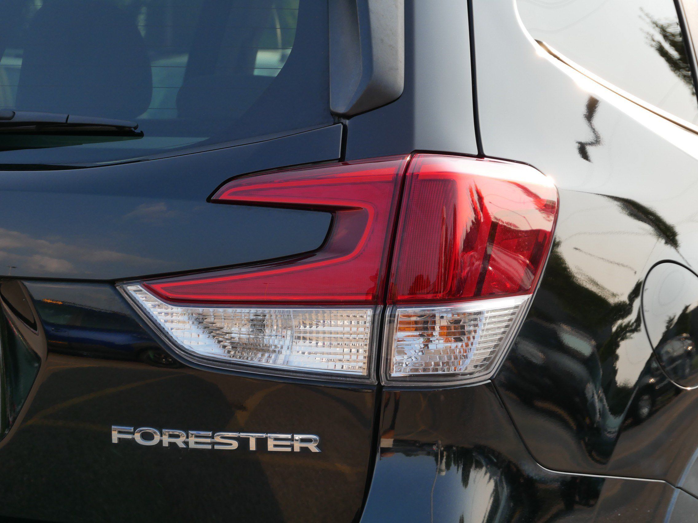 Used 2021 Subaru Forester Premium AWD/4WD image 17