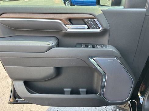 New 2025 Chevrolet Silverado 2500 High Country w/ High Country Premium Package image 18