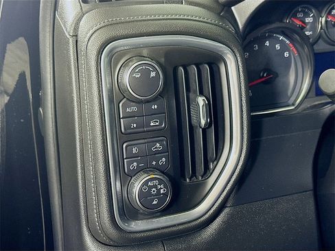 Used 2019 Chevrolet Silverado 1500 LTZ w/ LTZ Plus Package image 21