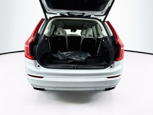 Used 2021 Volvo XC90 T6 Momentum w/ Climate Package AWD/4WD image 23