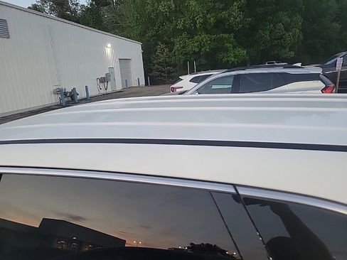 Used 2022 Kia Sorento LX image 18