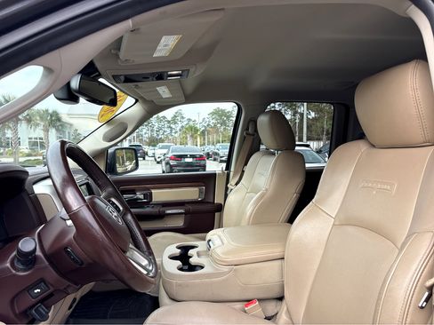 Used 2016 RAM 1500 Laramie w/ Convenience Group image 16