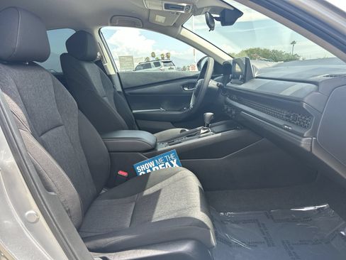 Certified 2024 Honda Accord LX image 25