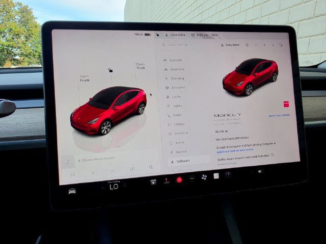 Used 2024 Tesla Model Y Long Range AWD/4WD image 59