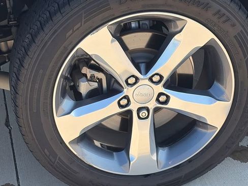 Used 2021 Jeep Grand Cherokee L Limited w/ Trailer Tow Group (B) AWD/4WD image 11