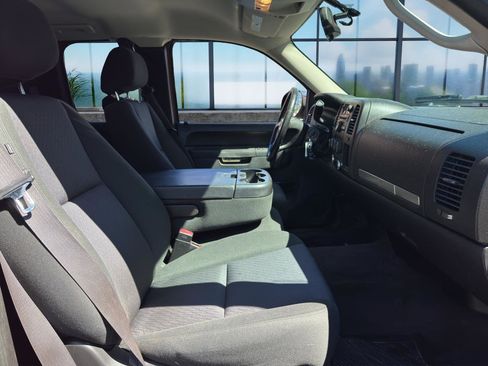 Used 2012 Chevrolet Silverado 1500 LT AWD/4WD image 18
