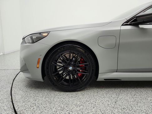 Used 2025 BMW M5 w/ Carbon Package AWD/4WD image 22