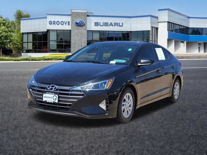Used 2020 Hyundai Elantra SE w/ Cargo Package (C1)