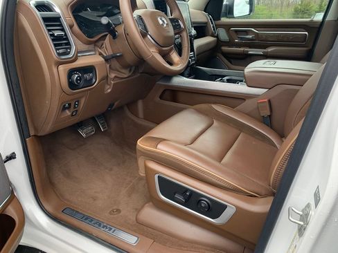 Used 2024 RAM 1500 Limited AWD/4WD image 14