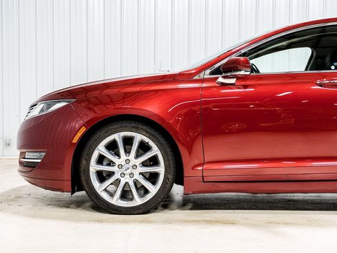Used 2016 Lincoln MKZ w/ Equipment Group 200A Select FWD image 3