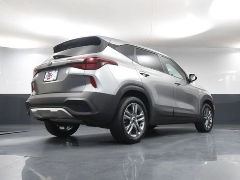 Used 2021 Kia Seltos LX image 46