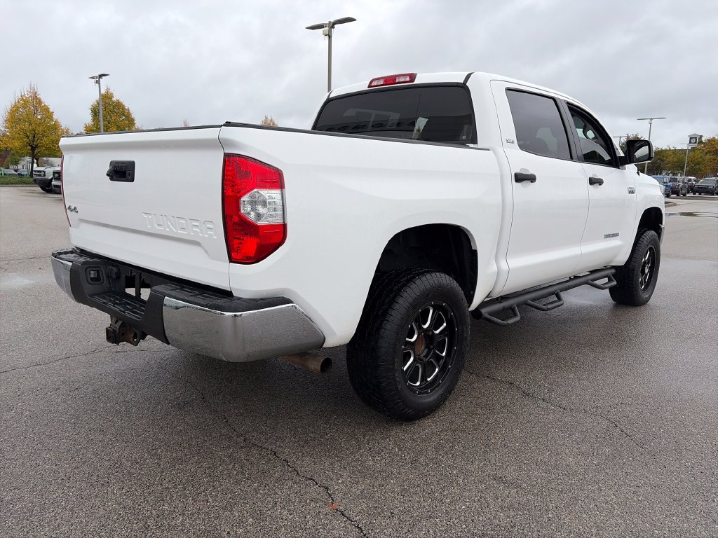Used 2018 Toyota Tundra SR5 AWD/4WD image 8
