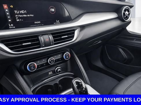 Used 2018 Alfa Romeo Stelvio Ti AWD/4WD image 12