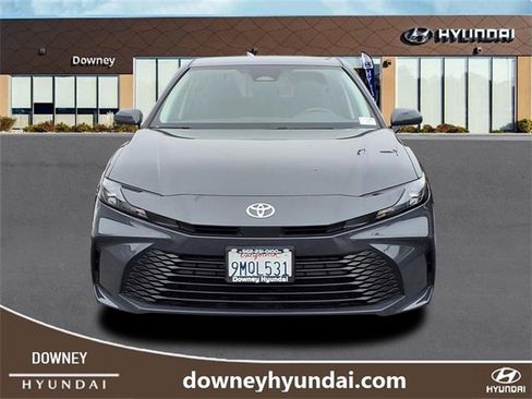 Used 2025 Toyota Camry LE image 2