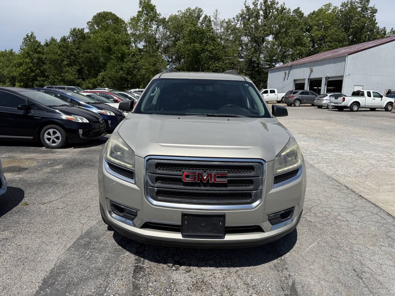 Used 2013 GMC Acadia SLE FWD image 4